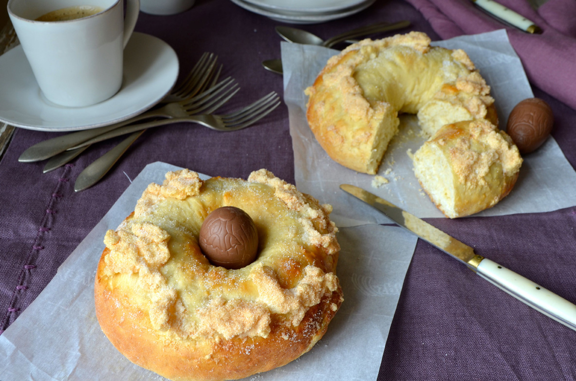 Monas de Pascua, Mama ía