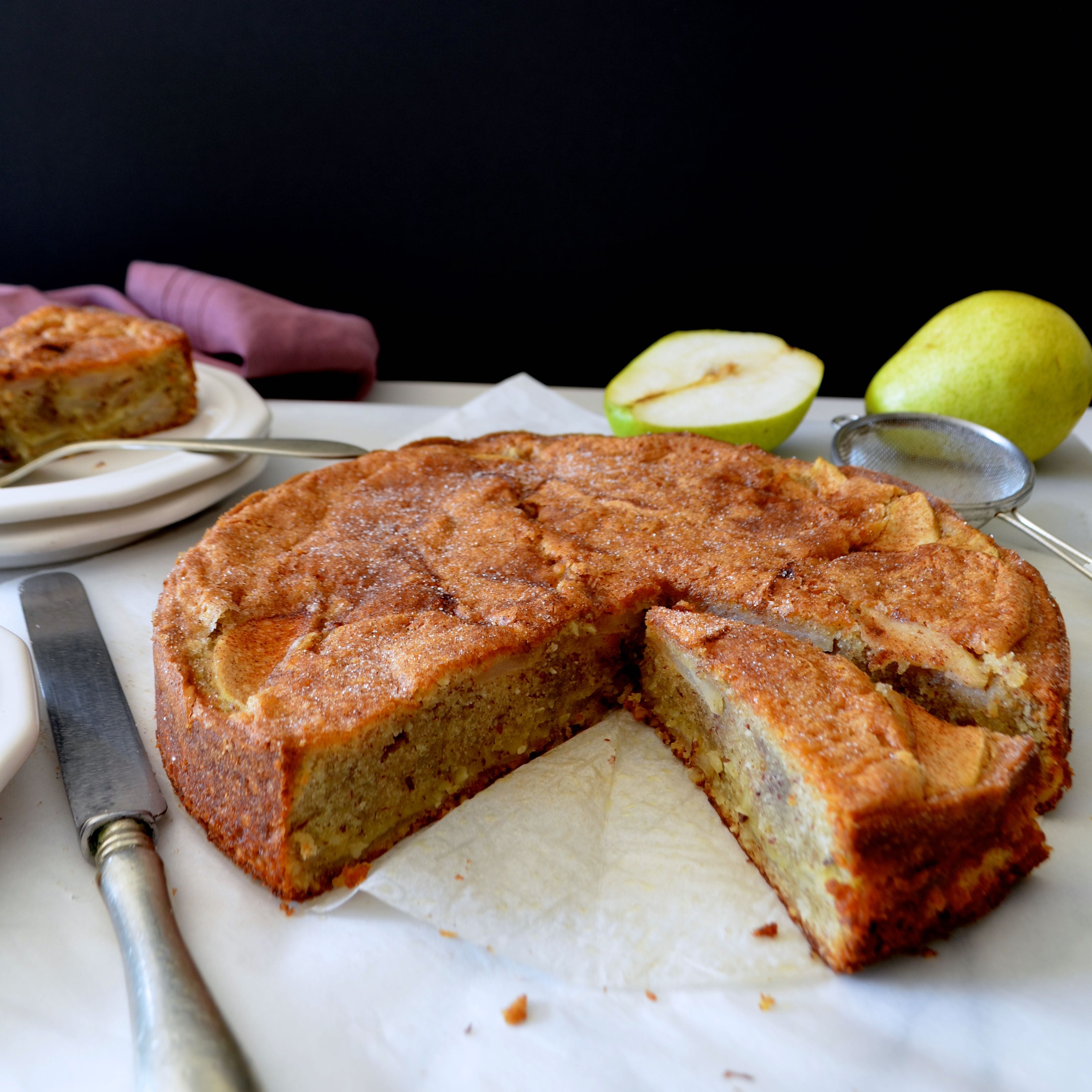 Pear and Almond Cake, Mama Ía