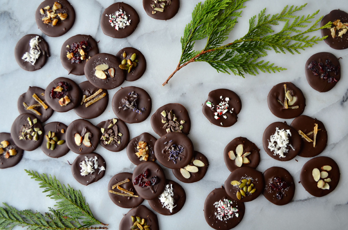 Chocolate medallions, Mama ía