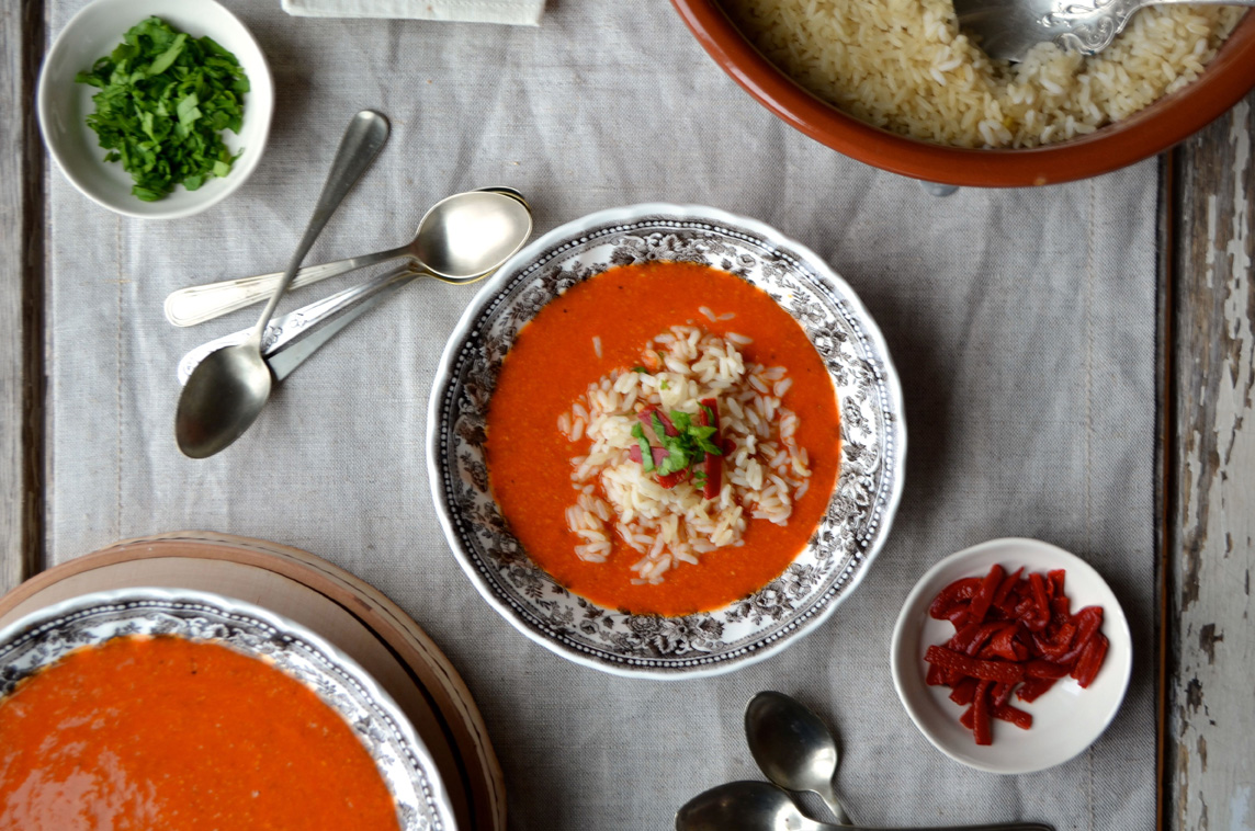 Piquillo pepper and chickpea soup with rice, Mama ía