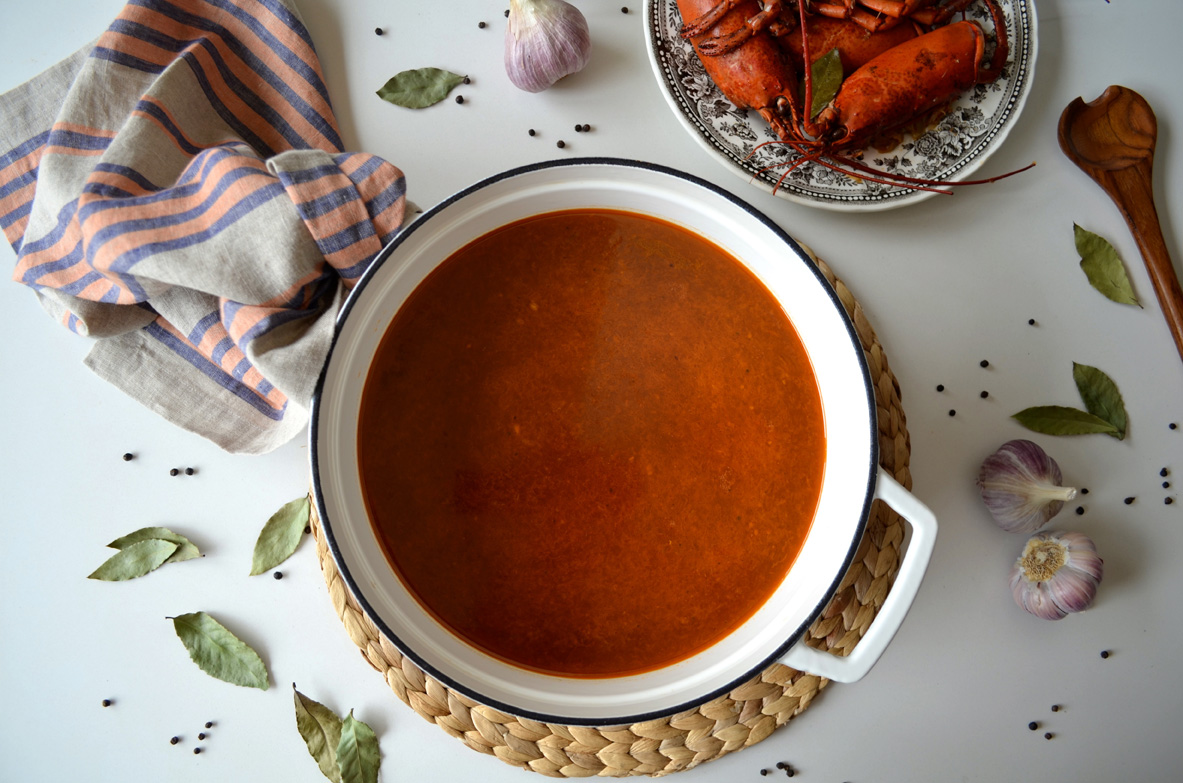 Lobster Stock, and a Grand Birthday Party - MAMA ÍA