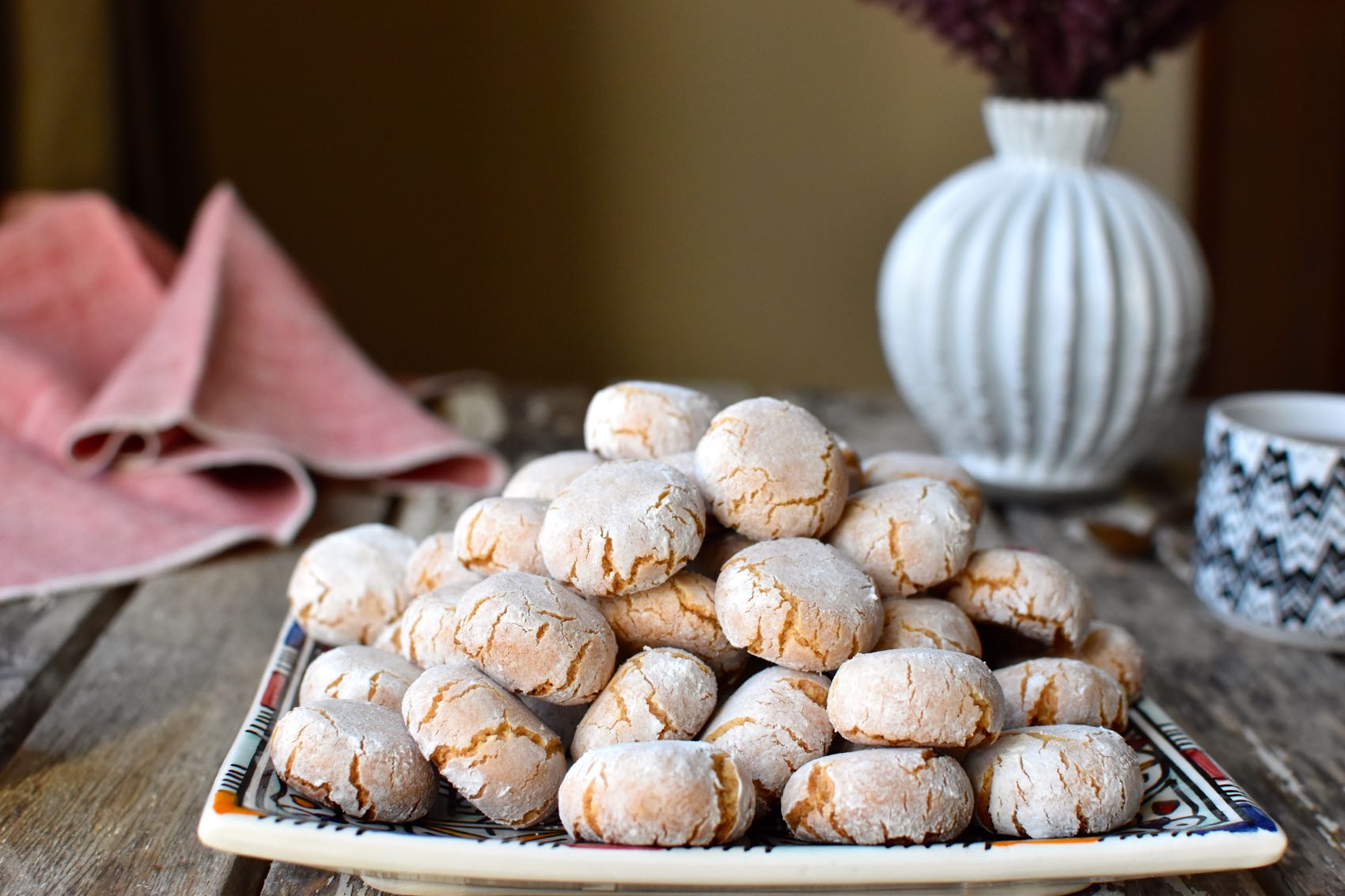 Almond cookies, amaretti, Mama Ía blog