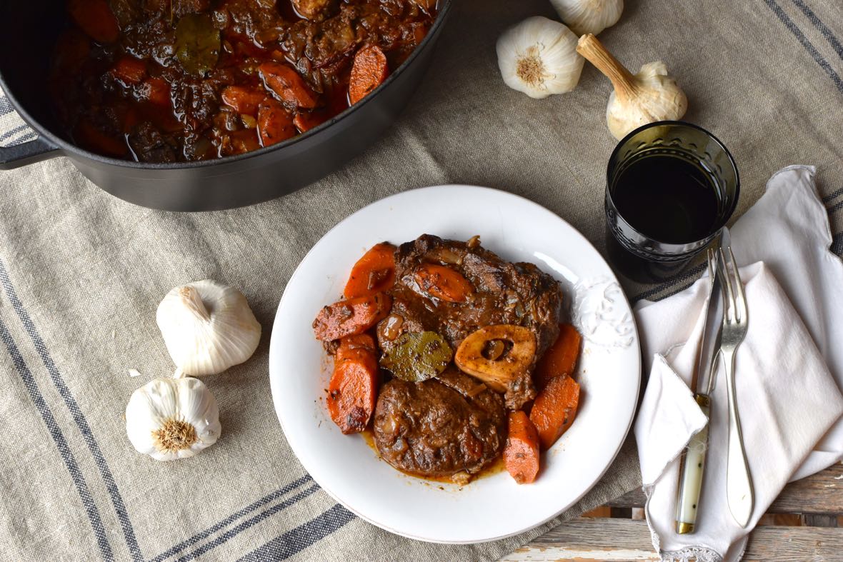 Beef shank with wine and pimentón sauce, Mama Ía