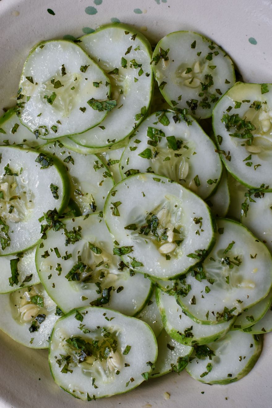 Cucumber salad with mint dressing, Mama Ía blog
